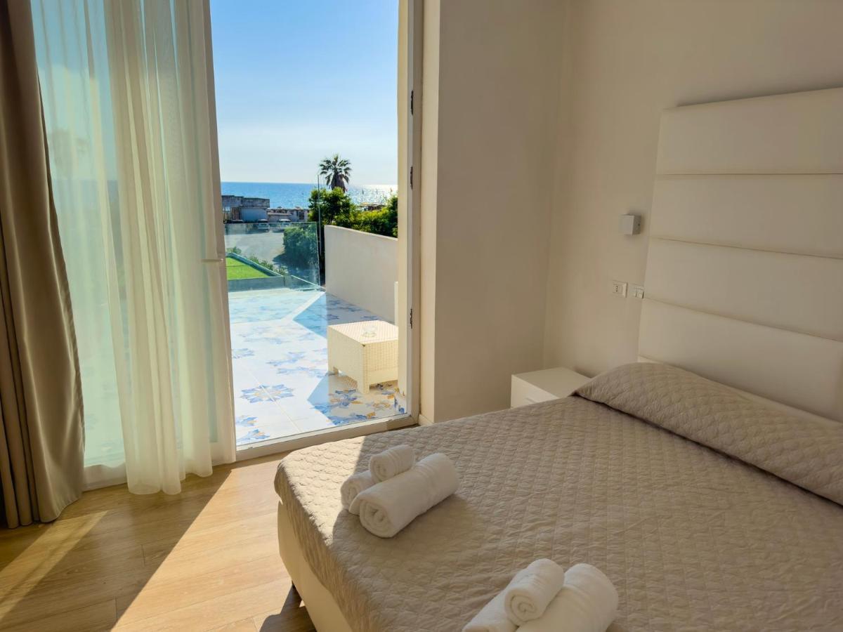 Hotel Artemide Mare Paestum Exterior foto